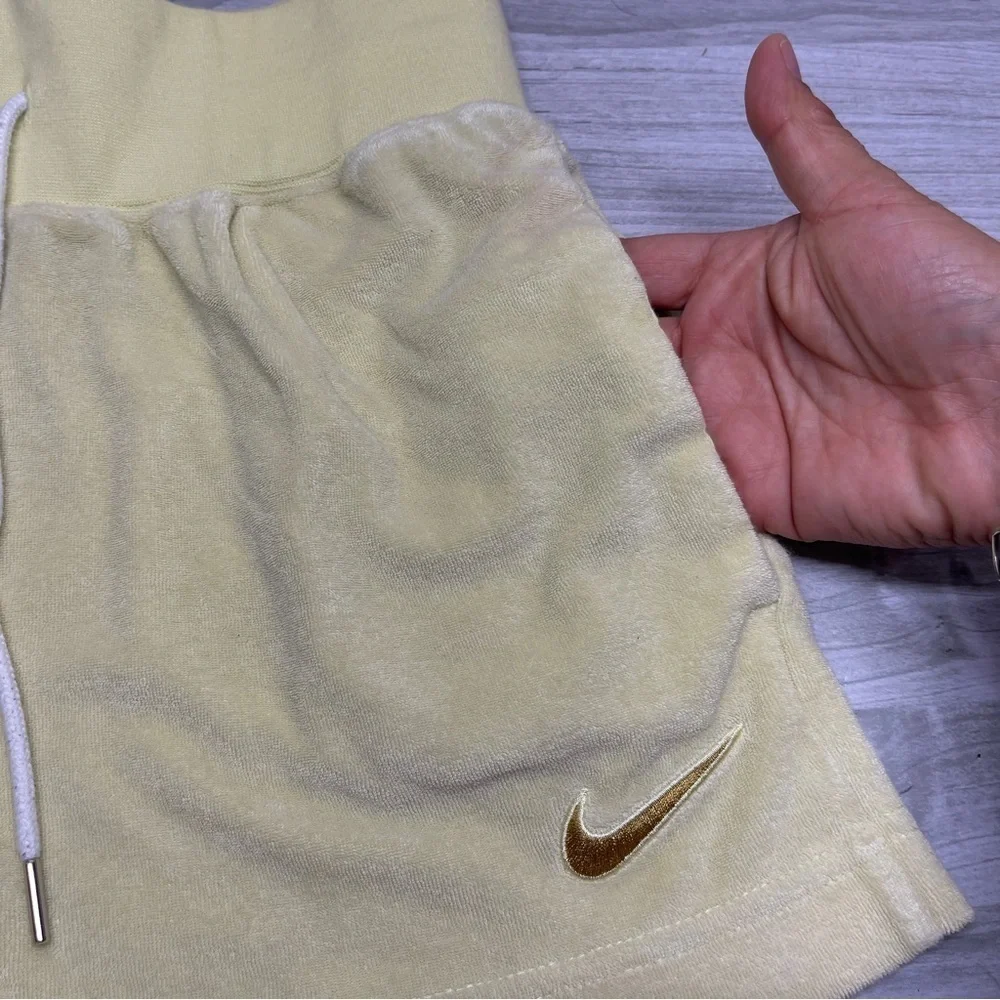 Nike Yellow Terry Cloth Retro 2” Inseam High Waist Shorts Women’s Size Small